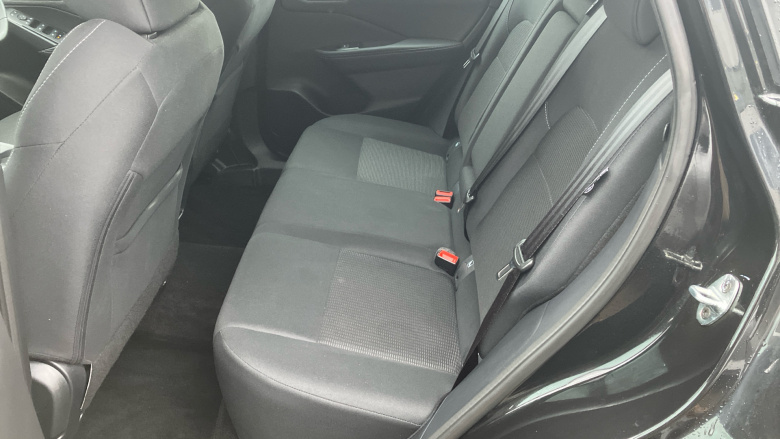 Nissan Qashqai 1.3 DiG-T MH Acenta Premium 5dr Petrol Hatchback